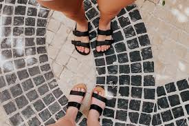 travel sandals for men and women