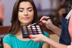 makeup artist course