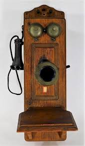 1905 Kellog Oak Wall Mounted Telephone