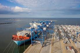 Port of gdansk cargo logistics sa operates at three quays: New Deepwater Port To Transorm Gdansk Into Eastern Europe Mega Hub Gcaptain