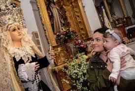La Virgen de los Dolores recorrerá esta noche las calles de Badajoz | Hoy