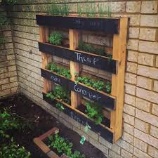 Diy Pallet Vertical Herb Garden