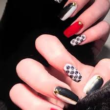 the 10 best nail salons near me with