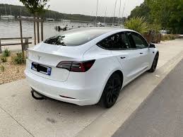 Tesla Model 3 Berline en Blanc occasion à Nantes pour € 37 500,-