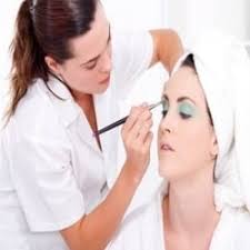 top beauty parlour cles in jamnipali