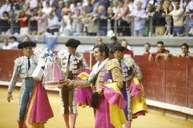 Sampedros: Morante de la Puebla celebra a lo grande en la feria taurina de  Burgos sus bodas de plata | Noticias Diario de Burgos