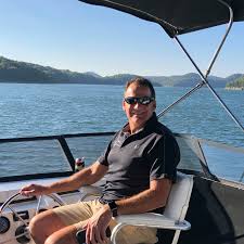 Stand at the helm and navigate your crew to a week of unforgettable memories. Dale Hollow Houseboat Sales Home Facebook