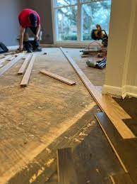square feet of hardwood flooring