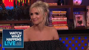 ashlee simpson reflects on the snl
