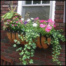 16 Hanging Flower Pot Plant Ideas To