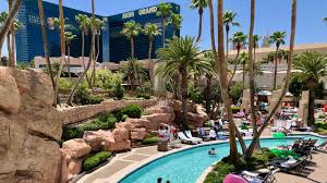 You know you want a mgm hotel in las vegas. Viva Las Vegas My Recent Vegas Trip Felt Well Normal Travelage West