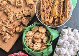 The avocado makes these cookies healthier than a regular cookie, but you don't even taste the avocado (is that a good or bad thing because avocado is great) 13. Love Christmas Cookies Here S How To Throw A Stellar Holiday Cookie Swap Pittsburgh Post Gazette