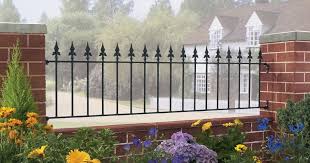 Saxon Wrought Iron Style Metal Garden