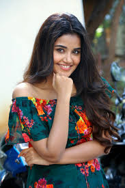 Beauty Galore HD : Anupama Parameswaran At Hello Guru Prema Kosam Interview