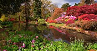 Някои красиви градини определено могат да се нарекат райски и в почти всички случаи това е постигнато чрез перфектно ландшафтно планиране и прекрасни идеи за озеленяване. Top 10 Na Naj Krasivite Gradini V Sveta
