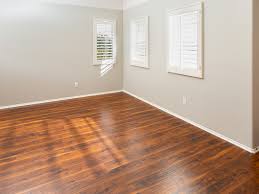 how to properly clean laminate floors