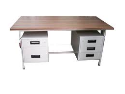Standing works tables are flexible surfaces for casual work. Metal Rectangular Office Table Dimensions 3 X 3 X 5 Feet Rs 6000 Piece Id 18123695530