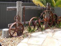 Rustic Vintage Wheel Garden Ornament