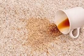 Aber gerade heller teppich ist ein sehr anfälliger bodenbelag. Kaffeeflecken Entfernen Tipps Mittel Gegen Frische Und Alte Flecken