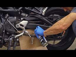 how to lubricate your motorcycle chain