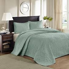 quebec king quilted bedspread set