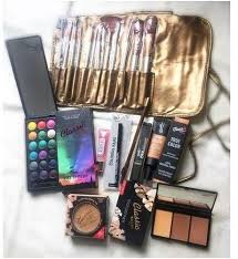 makeup kit with 12 brushes