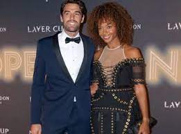 Joueur de tennis professionnel page officielle. Jeremy Chardy Postpones Honeymoon With Wife Because Of Davis Cup