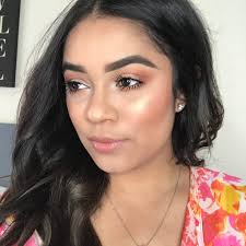 simple peach glowy makeup jasmine maria