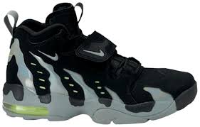 One of the shoes popularized in the '90s by deion sanders is back, as the og colorway of the nike air diamond turf is availabl. Air Dt Max 96 Deion Sanders Nike 316408 004 Goat
