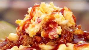 Southern comfort in a bowl food truck. Atlanta Food Truck Mac And Cheese Bbq Bowl Travel Channel