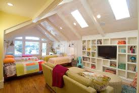 20 Delightful Kids Rooms With Skylights