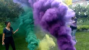 making colored smoke devices the right