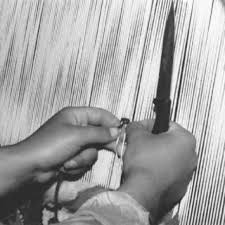 vertical carpet weaving loom