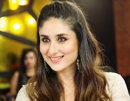 Her height is 1.63 m tall, and her weight is 54 kg. Kareena Kapoor Wiki Height Age Boyfriend Husband Children Family Biography More Wikibio