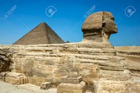 La Pyramide De Khéops Et Le Sphinx De Gizeh, Le Caire, Egypte. Banque  D'Images Et Photos Libres De Droits. Image 57681777.