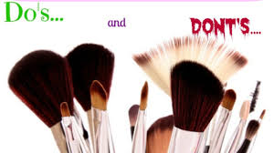 clean makeup brushes