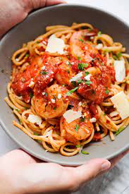 y shrimp pasta with tomatoes and