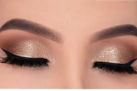 5 makeup tips that make your eyes look