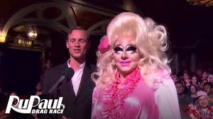 drag race why does trixie mattel look