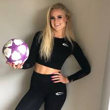 @skunk_sports helps me to analyse, optimize and improve my performance after every alisha lehmann on instagram: The Former Dfb Pokal Winner Romona Bachmann Is In A Relationship With Her Partner Alisha Lehmann How Much Is Her Net Worth And Salary