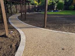 Pathway Surfacing To Transform Your Garden