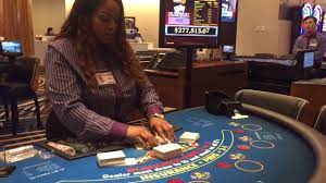 mgm national harbor dealer sets up her