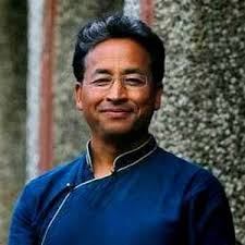 We are proud to have a teacher like mr. Mr Sonam Wangchuk Jaipuria Lucknow