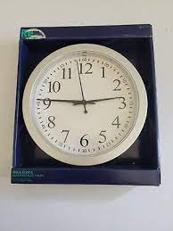 Round Battery Operated Wall Clock
