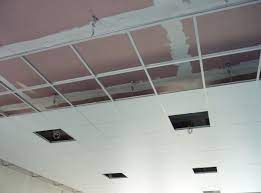 Faux plafond bois plafonds suspendus décoration tataoui. Realisation De Faux Plafond En Dalle Isolante Alveolealveole