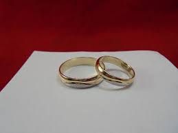 Потопете се в свят с невероятни златни брачни халки. Zlatni Halki Brachni Halki Magazin Helios Za Bizhuta