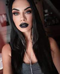 10 irresistible goth makeup looks you
