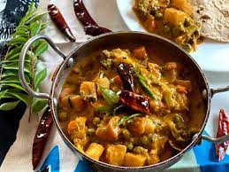 indian mixed vegetable curry with