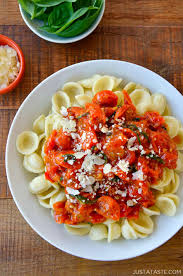quick cherry tomato pasta sauce just
