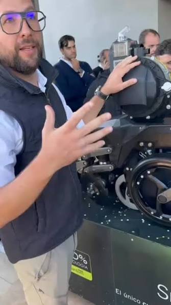 🚜🌱 Tecnología inteligente para una siembra de máxima precisión. , Junto a Fernando kunich, gerente de ventas de PLANTIUM, conocemos el funcionamiento del innovador cuerpo de siembra inteligente ...